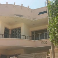 بيت للايجار ١٥٠متر البوعيثة مجمع السلام  طابقبن اربع غرف نوم وصحيات ٢ا...