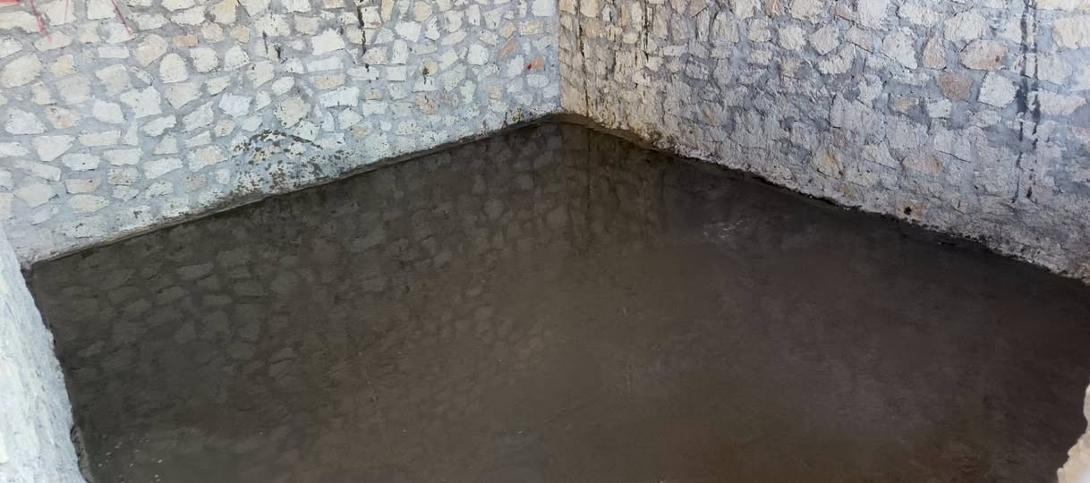 السلام عليكم
جزء من عملنه حفر رصف صب ناعم خشن 
صب حقول دواجن بيوت بيتونات صحيات خارجيه رباطات نكر صحيات 
الي يحب نصبله يتفضل خاص او تصال ***********
