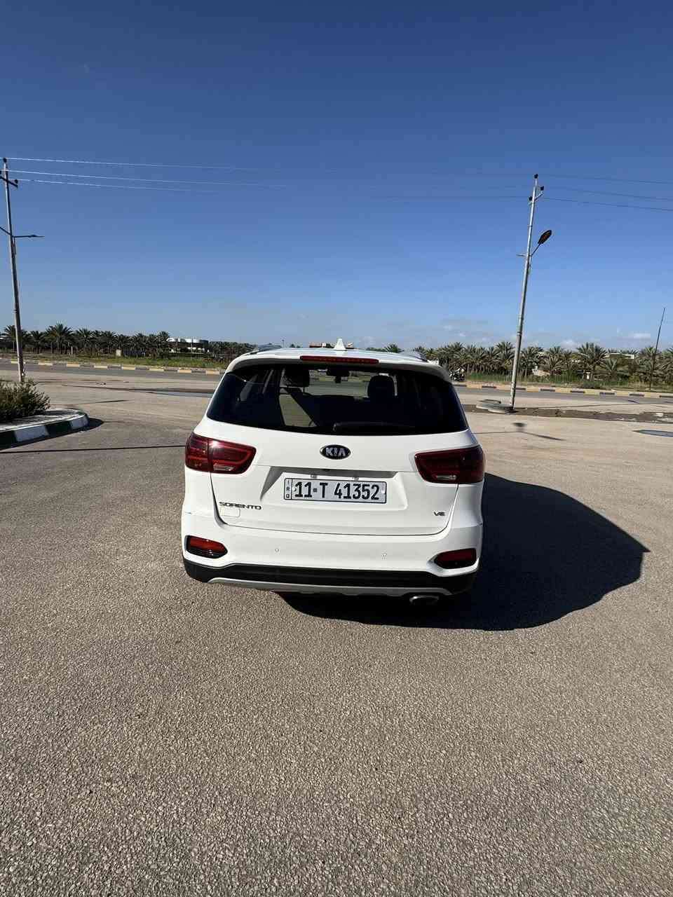 السلام عليكم

للبيع كيا سورنتو 2020 خليجي 🇰🇷
رقم بغداد / تحويل مباشر

🔹 ماشية:95 ألف كم فقط
🔹 مكفولة من الصبغ والبارد
🔹 محرك 6 سلندر 

المواصفات:
✔️ بصمة تشغيل وابوب 
✔️ شاشة أصلية
✔️ نظام ملاحة أصلي (نفكيشن)
✔️ 4 كامرات (360 درجة)
✔️ حساسات أمامي وخلفي
✔️ بردات أبواب خلفية
✔️ منظومة زنون أصلية
✔️

📍: العنوان بابل سدة الهندية 
📞 للاستفسار:***********

💰 السعر: (ينذكر على الخاص)
