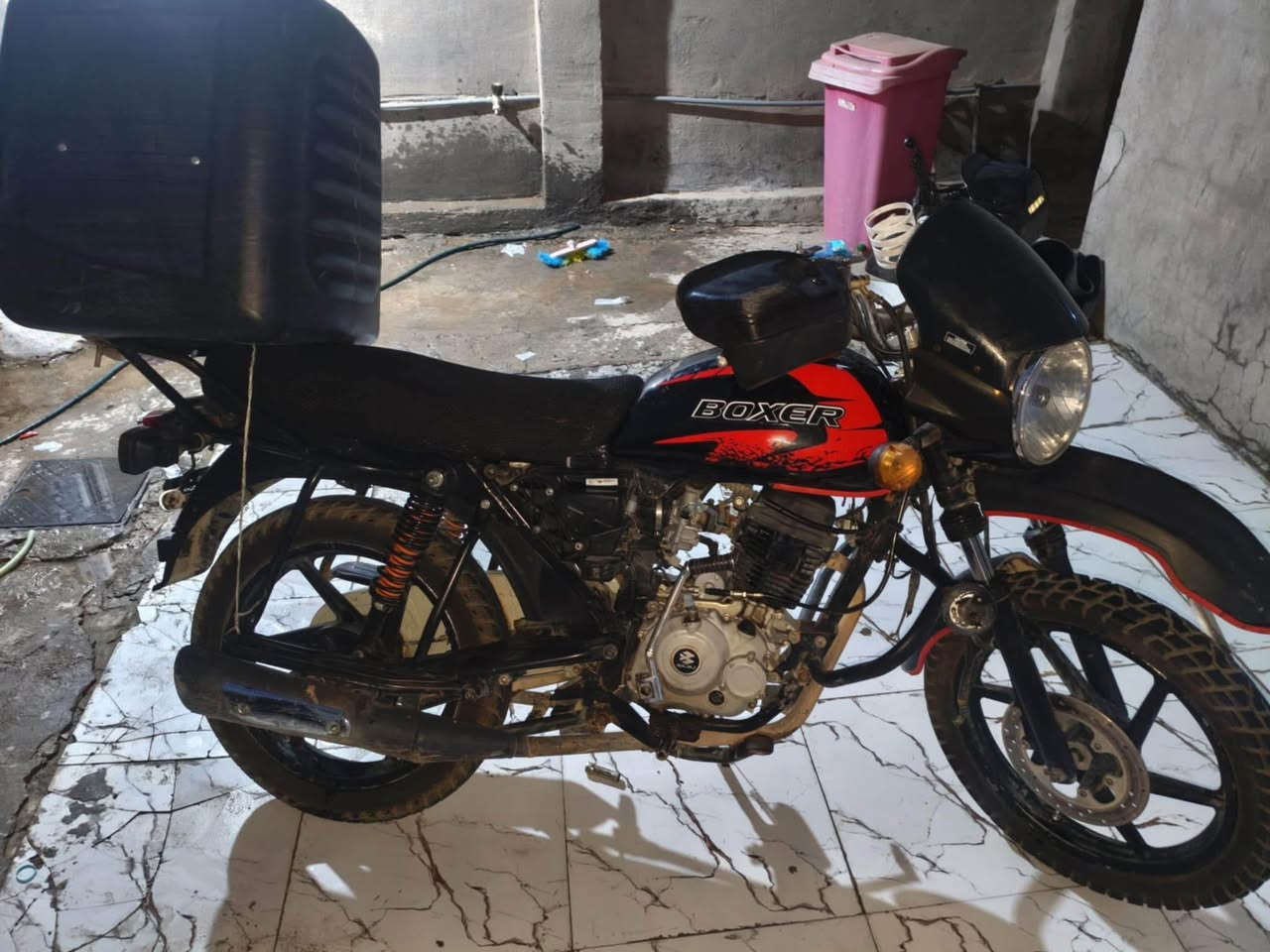 بوكسر 21 كامله واوراق كامله مابيها اي نقص ومشي معامله ترقيم تجفيت شركة بلاد 
900 وبيها مجال قليل 

*********** للاتصال
*********** واتساب بغداد, العراق
