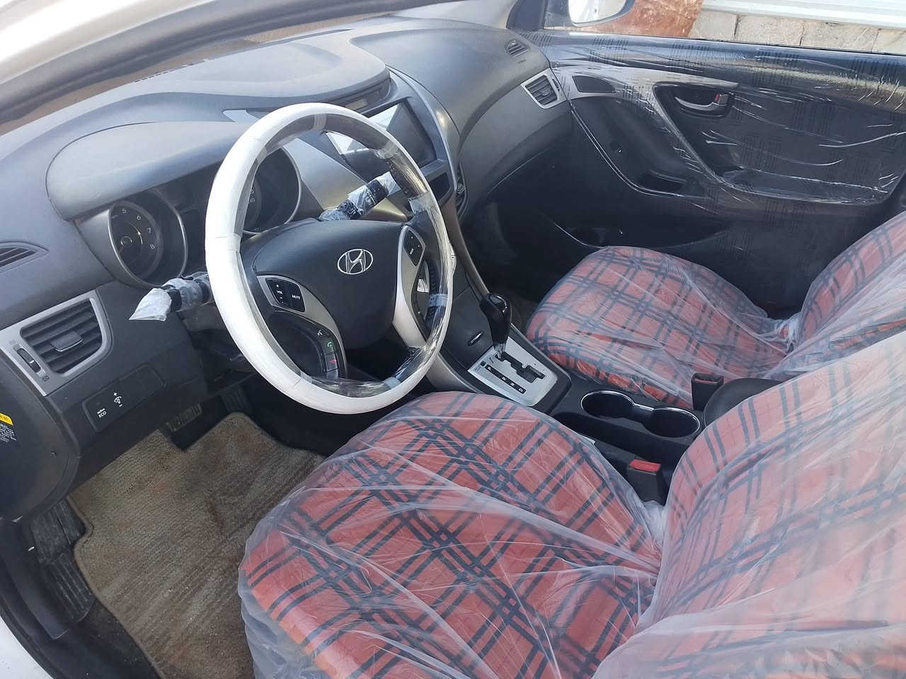 أدوات ادوات كصتين بدون ارقام دخول جديد موديل 2013 طك كارتون بيع فقط بيع فقط السعر 48 مكان نجف
***********
