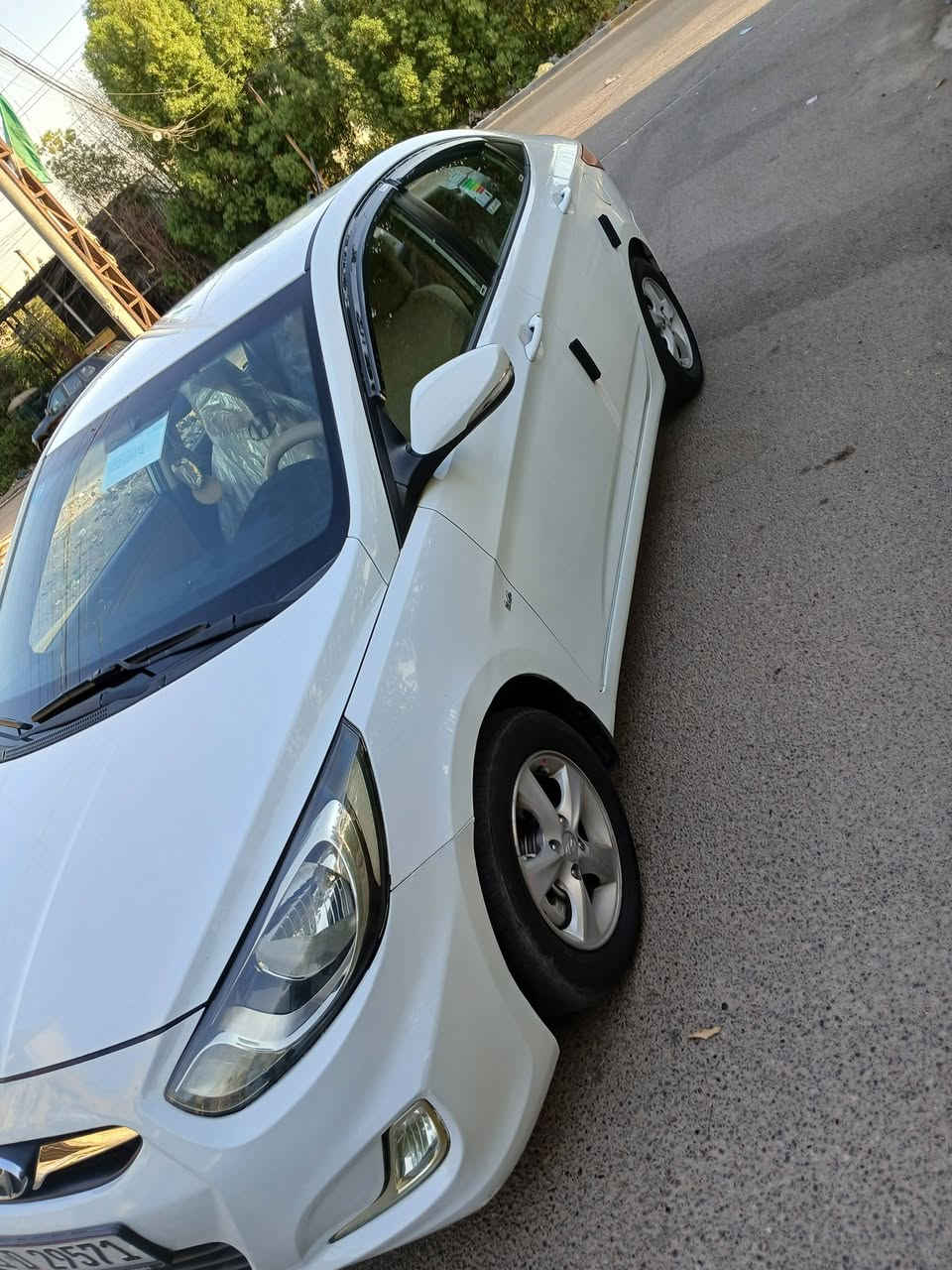 اكسنت ٢٠١٢ خليجي ماشيه ١٢٠ رقم جديد سنويه ٢٩ الصبغ موضوح بالصور سياره كلش نظيفه السعر ١٠٥ وبيه مجال للاستفسار اتصال فقط *********** مكانه بغداد
