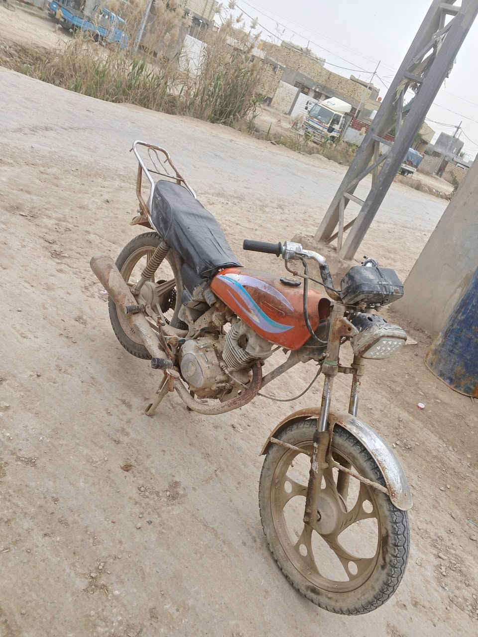 دراجة للبيع ارشة گلك شغالة لايتة يشتغل سعره 150 وبية مجال  مامتواجد عل فيس هاذة رقمي ***********
