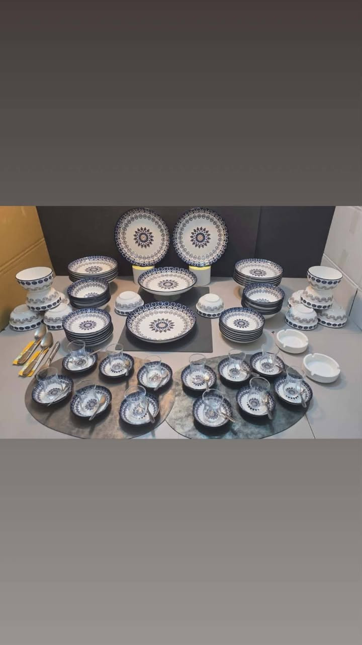 سيت فرفوري حراري ازرق 114 قطعة
بسعر 59 الف توصيل مجاني لجميع المحافضات
مكونات السيت 
12 ماعون تمن قياس 21سم
12 ماعون حلاوة قياس 16سم
12 كاسة مرق قياس 16سم
12 كاسة طرشي قياس 14سم
4 ماعون كبير قياس 27سم
12 ستكان شاي
12 ماعون شاي
12 ملعقة شاي
12 ملعقة طعام 
12 شوكة طعام
2 نفاضات
يمكن استخدام السيت داخل المايكرويف وغسالة الصحون


**إذا كنت صاحب هذا الإعلان وتريد حذفه لأي سبب، رجاءا أرسل رسالة إلى الدعم الفني**