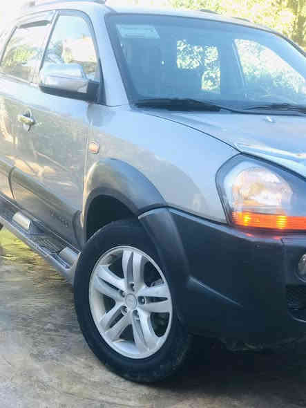 توسان خليجي ٢٠٠٩ رقم ديالى بيها قطعه صبغ وحد ومو حادث بسبب جراد فقط محرك وتخم محرك وكير بشرط ماشيه ١٧٣ ومابيها اي نقص كفاله للاستفسار رقم 
***********
@إشارة
