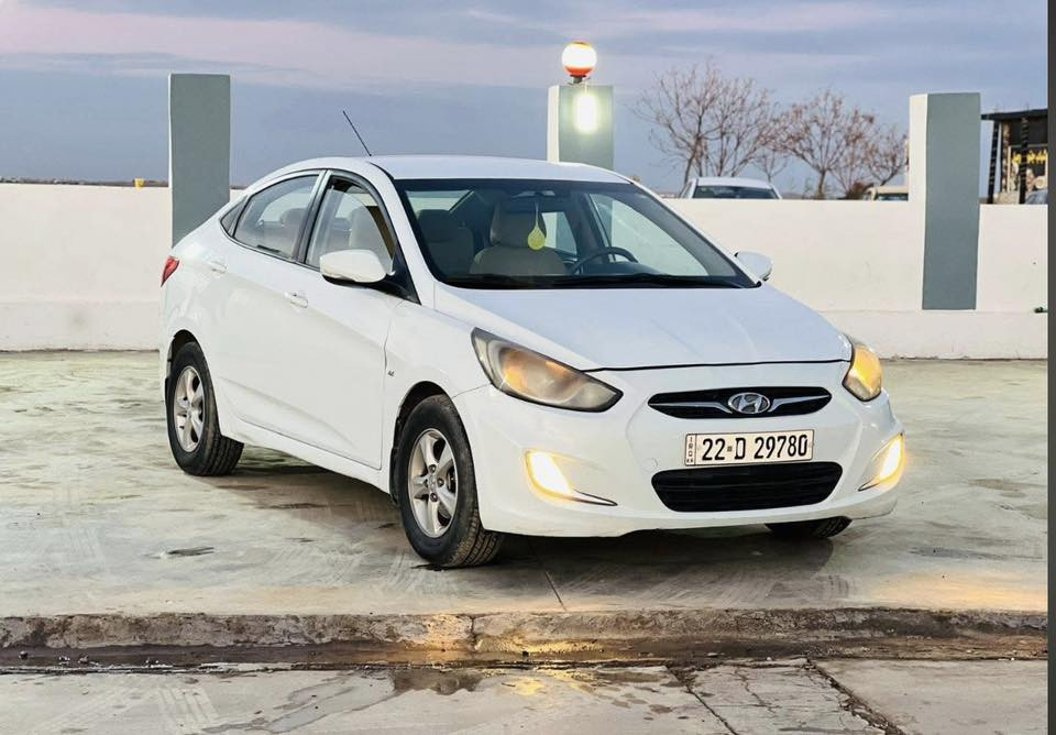 لسلام عليكم الرجاء الاتصال على الرقم للشراء 
أكسنت موديل 2012 مكفوله بيها فقط تكحيل بل دعاميه سعرها 68 ورقه و بيها مجال 
***********
