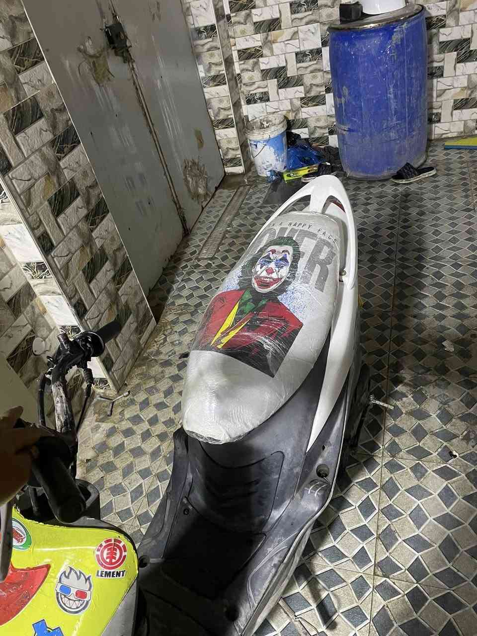 السلام عليكم ماكس جقمه لبيع مكان بصره حي الحسين دراجه بوشه 49 مبدل فقط كاور بيه السعر 550 بيه مجال كح جيه الاستفسار وتساب ***********
