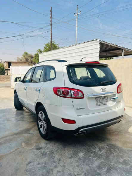 السلام عليكم
للبيع سياره سنتافي موديل 2012   فول مواصفات سبعه راكب خليجي محرك  4  سلندر دوش محرك معمر السياره بدون صبغ رقم صلاح الدين شرط التحويل  السعر  155  ورقه وبيها مجال 

***********

***********
