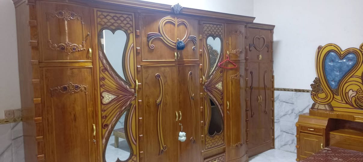 ***********.    السلام عليكم العنوان جسر ديالى نظيف الغرفه معنى الكلمه استخدام سنه واحده بس نفرين لا عندهم جهال ولا كل شيء 975$
