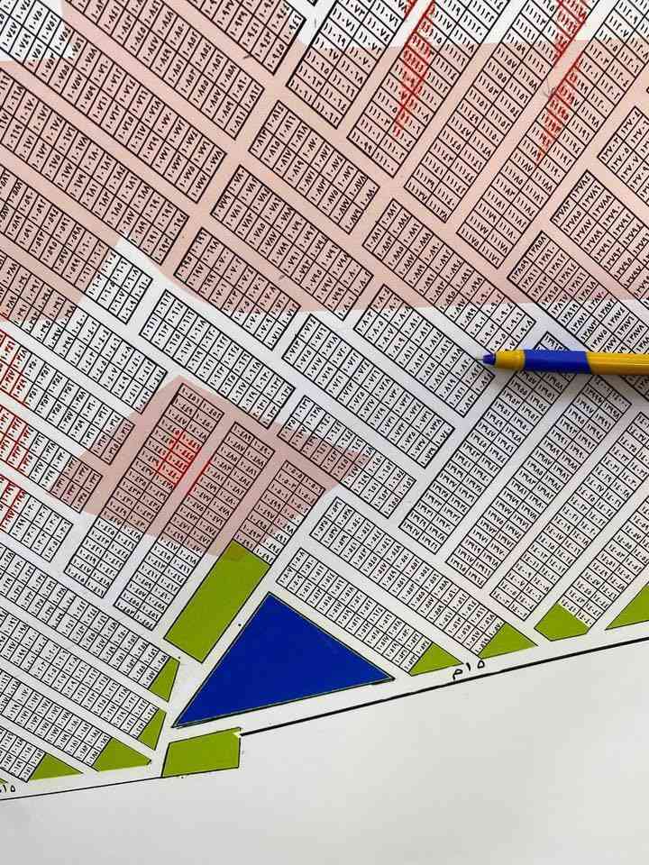 #مكتب_ابو_مسلم_الدراجي
سلام عليكم قطعة للبيع مربع (١٠٠٠٠) بلبناء ولخدمات قريب علة مدرسة الاحسان ودوانم  مربع سكني وستثماري موقعهة كلش حلو وسعرها مناسب جدا 
رقم القطعة (١٠٨٢٠) 
مساحة القطعة (١٠٠) متر 
رقم المقاطعة (٣/١٠) 
القطعة مفروزة وجاهزة والي عندة قطعة للبيع او حاب يشتري قطعة يتفضل خاص او وتساب ***********
