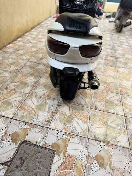 سلام عليكم فورزه صفر 8 لبيع  دراجه جاهزه من كلشي ونضيفه ماناقصها ايشي كلشي شغال كهربايات كلشي الكير ملغي عميه دراجه صالنصه رياضي دراجه جاهزه ونكره سلف الاتعبني والاتعبك شوف وتصل  رايدها 900الف *********** وتساب ورصيد موجود
