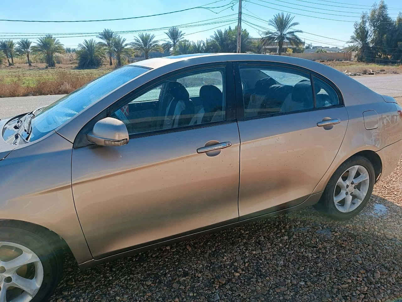 سلام عليكم اخوان ام كراند موديل 2013 مكينه وكير كورله مكفوله من التبخير والتنقيص تبريد شغال الكهربائيات كله شغاله الحداديه كامله بدون نقص غرفة السياره جديده مع شاشه رقم بغداد الدولي مداور ثاني يوم علما السياره صبغ عام للجماليه فقط بدون ضربه أو معجون كفاله عامه من الضربه السعر 57 وبيه مجال بسيط مكان السياره حله قرب سيطره الآثار اتصل ع الرقم ***********
