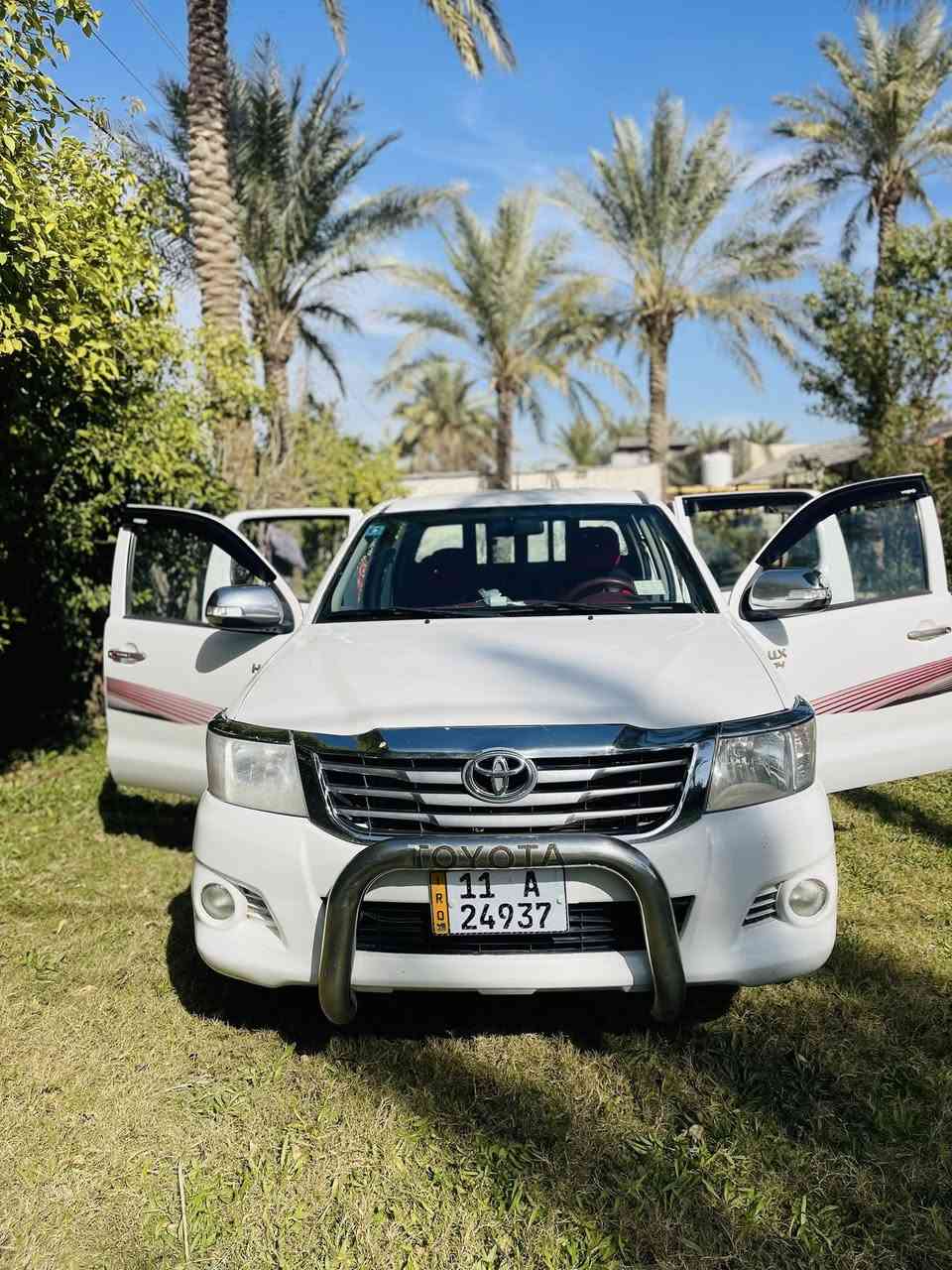 هايلوكس 12 رقم بغداد كير اوتماتيك باسمي مجدده  لسنه 30  كير محرك شركه مامفتوح برغي تخم تاير جديد ماشيه 235 الف مابيها صبغ بارد فقط صارت طخه خفيفه بالجاملغ والبنيد وتعدلت بارد من الجهه اليمنى . السعر 210 $  قفل. السياره نضيفه ومال جناي 
العنوان ديالى الخالص تلفون *********** 
/ ***********
