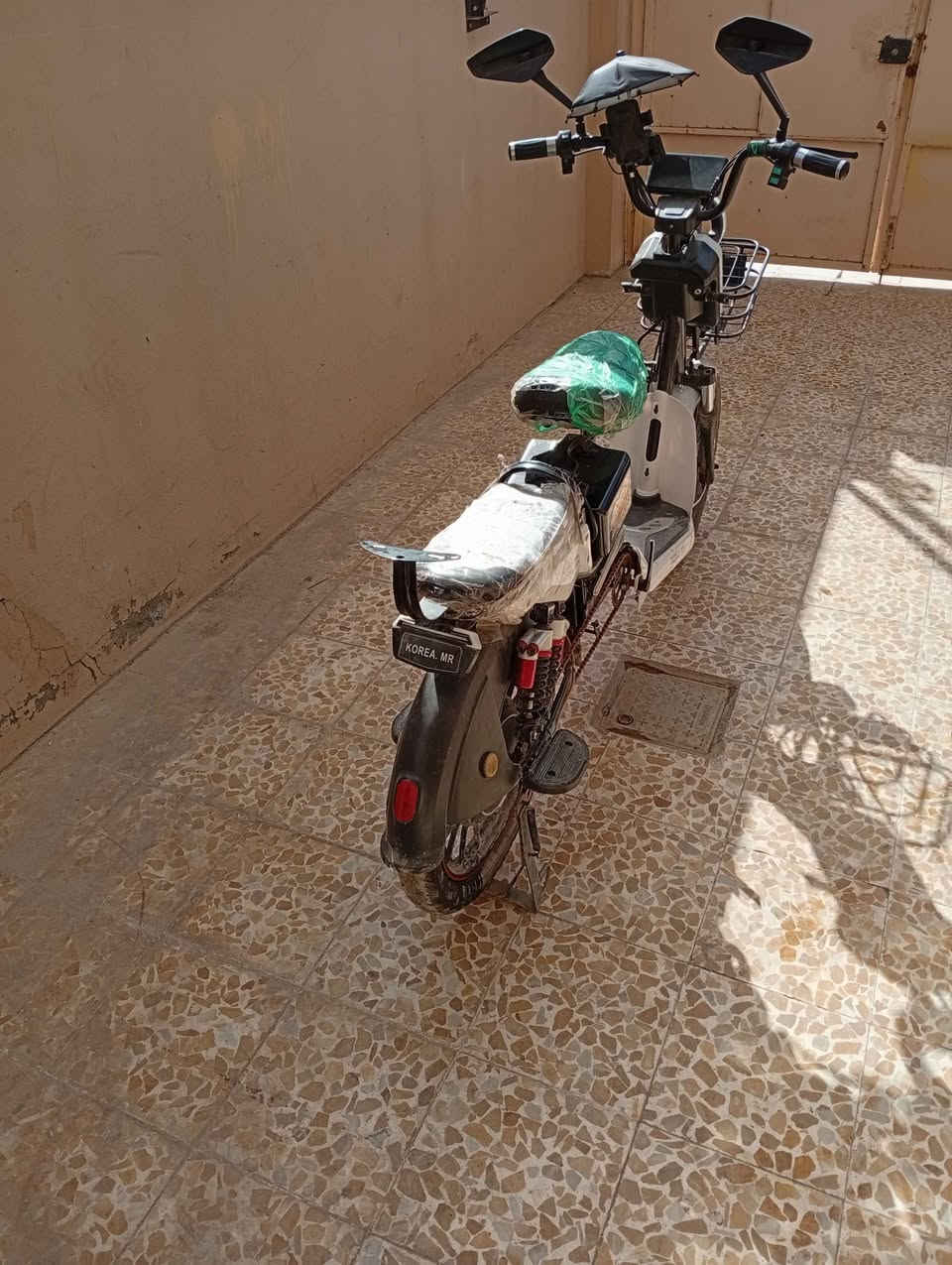 السلام عليكم ورحمة الله وبركاته عندي ماطور بيع معاراض راس براس كلو شغل دبل سويج دبل كارت بلوث دبل بصمه اشاره خلط سطب لايت عالي ناصي شغل  السعر 600 بي مجال الطيبين عل واتساب رقمي هذا ***********مكاني موصل شققه الخضراء Singapore
