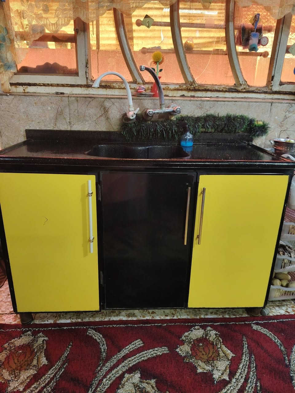 كاونتر تفصال نضيف ب٣٥٠ وبي مجال بسيط وتخم ١٠ مقاعد ١٥٠ وبي مجال وطباخ كله شغال عيون وفرن فوك وجوه بس العين البنص صخم هوه وساحبه ١٥٠ وجربايه ام نفر جديده ب٥٠ وصوميا ام نفر ٢٥ وبيهه مجال كراسي ٣ ب٢٠ ميز بلازمه جوزي ابو الجامه ب٦٠ وبي مجال وميز الخشبي ب٣٠ ودوشك نفرين ب٣٠ وكومدي ب٢٥ مكان بغداد البياع


**إذا كنت صاحب هذا الإعلان وتريد حذفه لأي سبب، رجاءا أرسل رسالة إلى الدعم الفني**