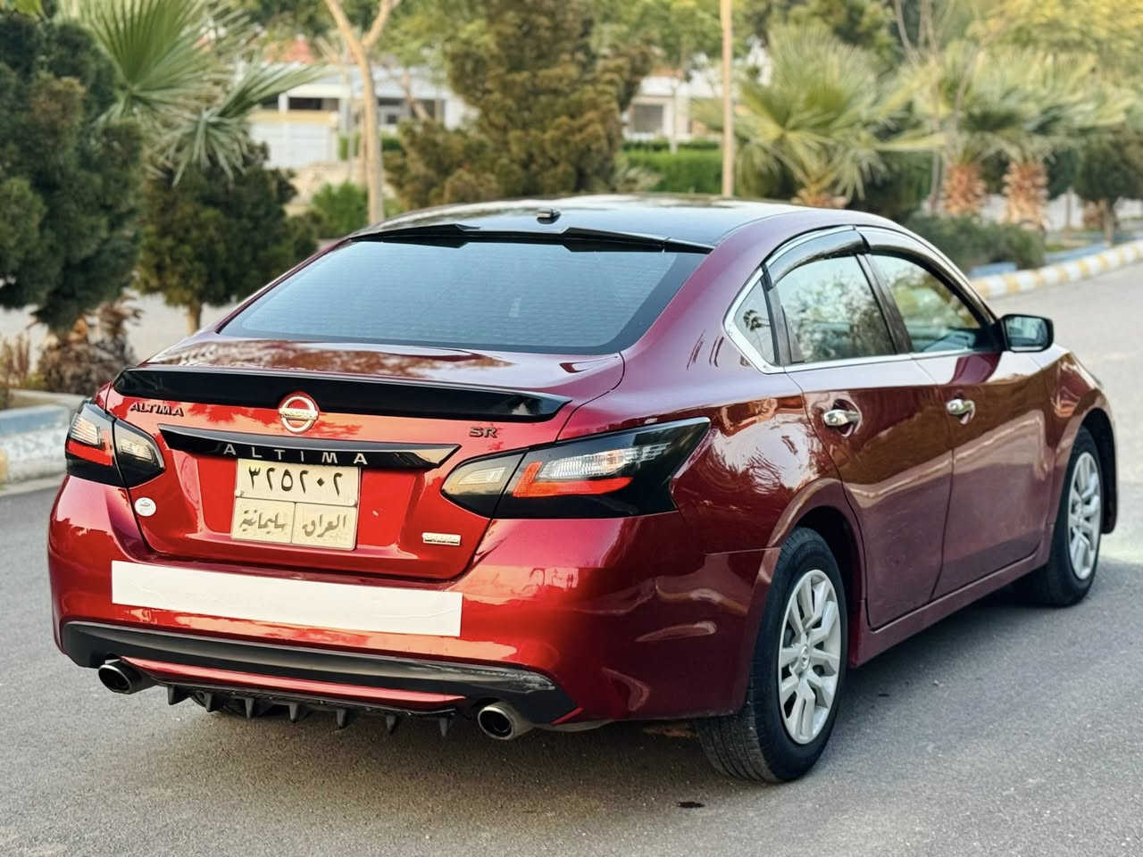 سلام عليكم
للبيع نيسان التيما SR. 
موديل 2018
رقم سليمانيه 
بصمه 
تشغيل عن بعد 
بصمة أبواب وصندوق 
شاشه جبير 
كامره خلفي 
كشنات امامي كهرباء 
كشن هيتر  
حساس خلفيه 
تحكم استيرن 
حادث / جاملغ بونيد باب كلير
سعر // 103
مكان سياره ديالى خانقين
استفسار :***********
‏
