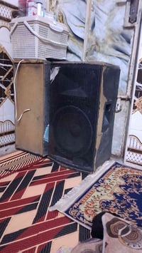 سماعات • عدد ٢ • للبيع