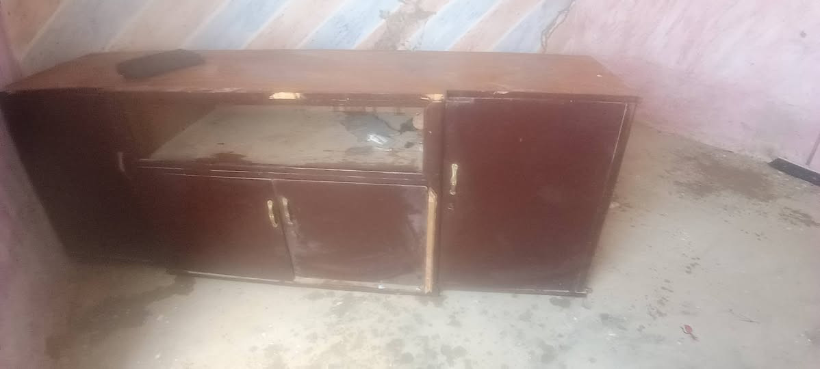 السلام عليكم بوفيه للبيع مكانها كربلاء السعر 125 وبيها مجال ***********
