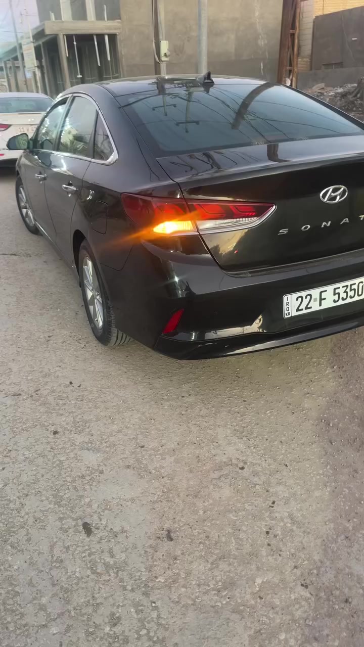 سوناتا وارد أمريكي 2018 مكينه 1600 تيربو
ماشيه 90miسياره جديده وما متعوبه بيها بابين مبدلات بدون دواخل السعر 125 مجال بسيط مكان السياره الديوانيه -قضاء المهناويه***********
