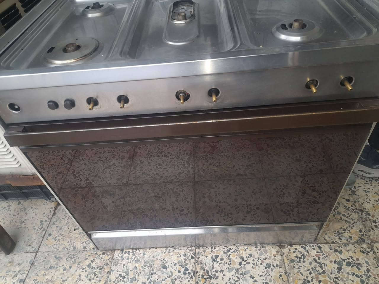 طباخ مستعمل عشتار كامل هوه وغراضه سعر 50


**إذا كنت صاحب هذا الإعلان وتريد حذفه لأي سبب، رجاءا أرسل رسالة إلى الدعم الفني**