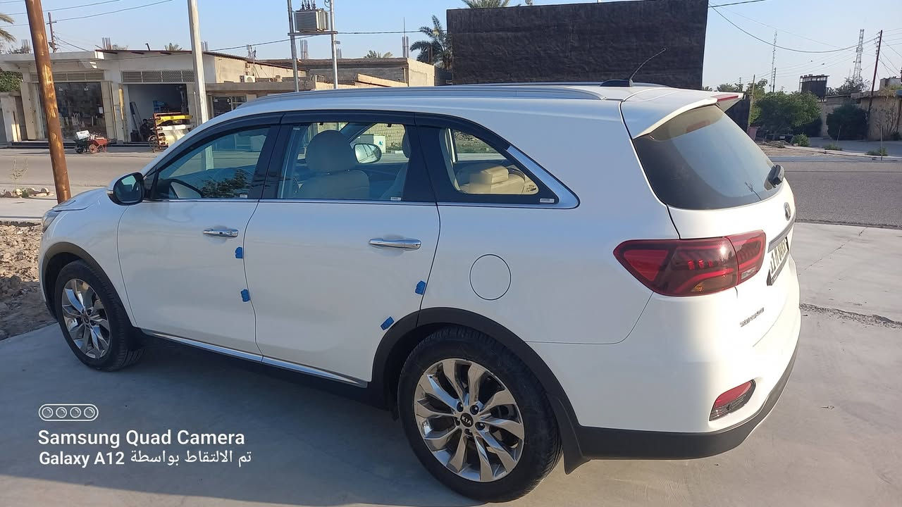 سورنتو ٢٠١٨ شكل العشرين رقم بغداد محرك سته سلندر ماشيه ٥٦ الف مكفوله كفاله عامه تخم تاير جديد صدر كير محرك كفاله على وضع الشركه السعر ٢٦٥ 
للإستفسار الاتصال على الرقم ***********
