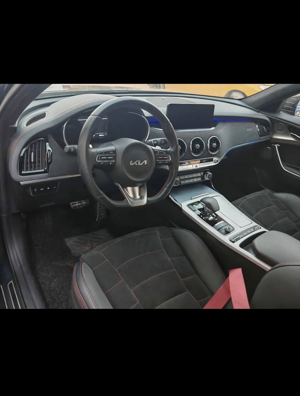 للبيع كيا ستنكر 2023
وارد كوري فقط بنيد مبدل  ايرباك دركه وجواه 
الدشبول مابي شي 
السياره فول 
كير ماوس 
مري شفط
اشاير بلمري 
رادار بلمرايه 
مرايا الوسطيه عاكسه
الكشنات الاماميه كهرباء 
الكشنات الاماميه تدفئه تبريد 
الخلفيه فقط تدفئه 
ستيرن تدفئه
سرعتها 300
محرك 2500توربو
دشبول الوان هوةووالبيبان
الجام دبل وكله اوتو 
حساس امامي خلفي 
كاميرا دوارة
رقم بغداد باسمي
داخل كله كنتاره سقف ودشبول وبيبان وكشنات وحتى التكم
جنطه كهرباء 
بعد بيها هواي مواصفات 
السعر 225 
بيع او مراوس
للاستفسار 
***********
***********
