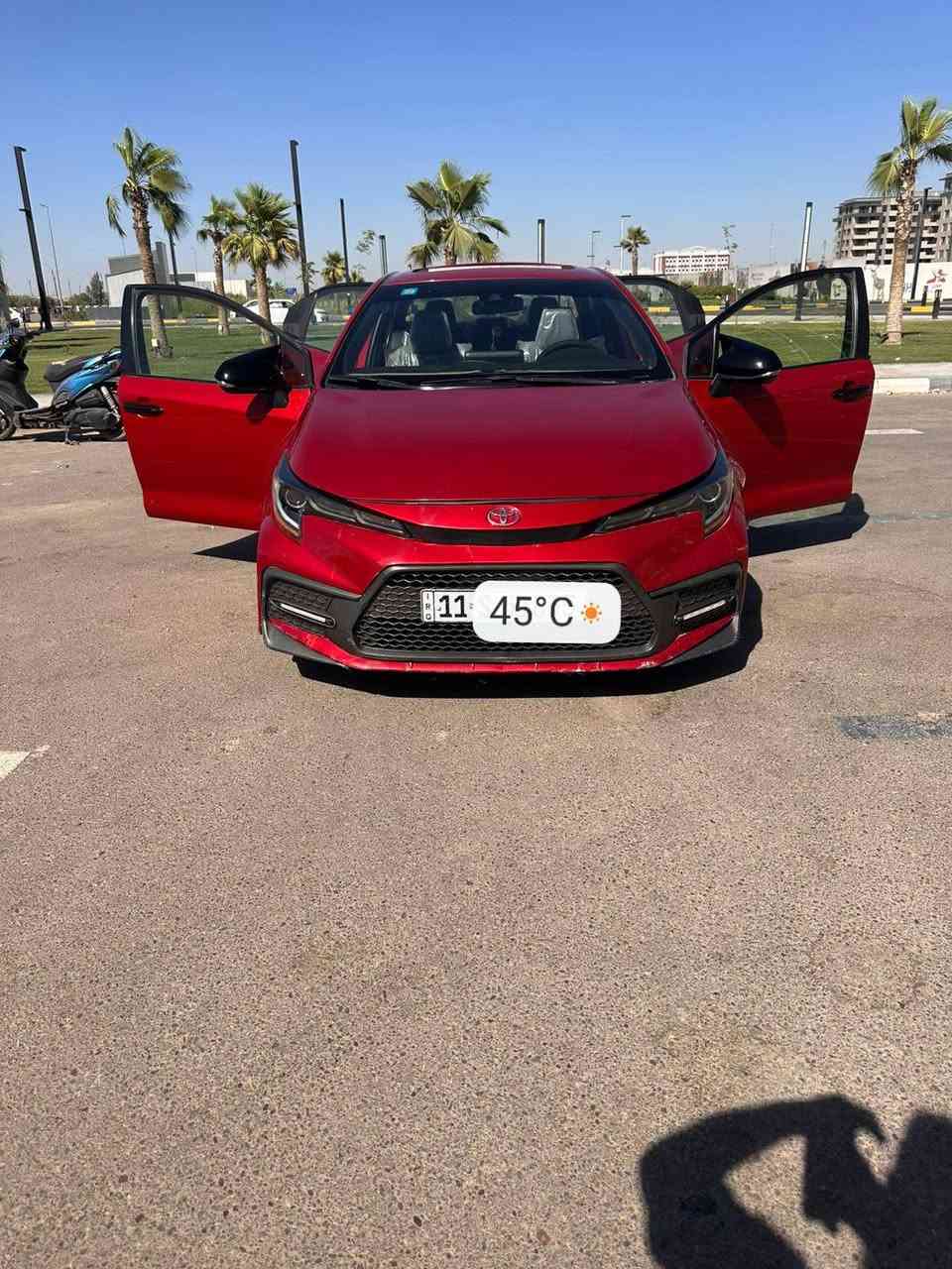كورلا موديل 2021 امريكي فئة SE
السعر 135 وبيها مجال للطيبين 
رقم بغداد
فووول مواصفات 
فتحه سقف 
بصمه تشغيل 
اشاير بالمري 
نضام ترحيب عند الاقتراب 
تحكمات ستيرن 
السياره ماشيه 100 الف 
كير ومحرك كفاله 
تخم تاير جديد 
لايتات زرع عدسات LED جديد 
ادامه كامله من كل شي  محرك وكير بحاله جيده جدا 
ضررها فقط بنيد مبدل 
وجاملغات امامي 
مكان السياره بغداد 
للاستفسار
***********
