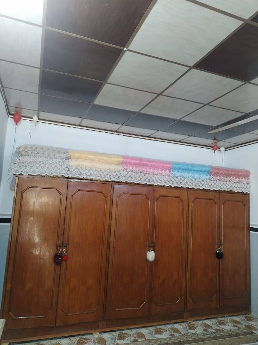 غرفت نوم للبيع خشب قديم صاج مضبووط
السعر ٣٥٠ وبي مجال للطيبين *********** بي واتساب
