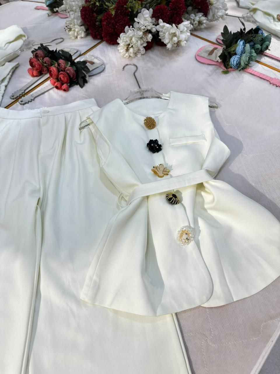 ووصل الجمال وترند الموسم😍❤️

طقم    خامة دابل إيطالي

قياسات  من 38 _ 46

سعر 35 Colombo, Sri Lanka


**إذا كنت صاحب هذا الإعلان وتريد حذفه لأي سبب، رجاءا أرسل رسالة إلى الدعم الفني**