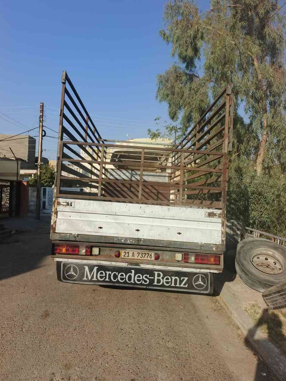 السلام عليكم موديل 2004 سنوية جديد تحويل مباشر طول سته ونص تبريد شغال تخم تاير جديد مكانه بغداد *********** رحمة الوالديكم الموشراي لايخابرني
