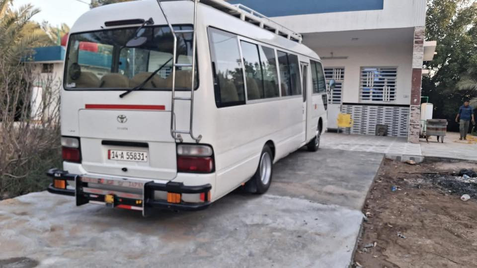 السلام عليكم

كوستر ١٤ رقم بصرة انكليزي بسمي كشن استاركس منظومة غاز ١٠٠ لتر حدادية جديدة دوشمة جديدة برد جديدة السياره نظيفة مال جناي هيئة مجددة خطهة بغداد-نجف السياره بيهة ملاحظات مأشرة بالصورة السعر ٢٧٥ و بيهة مجال حك الجية مكان بغداد المعالف للاتصال / ***********
