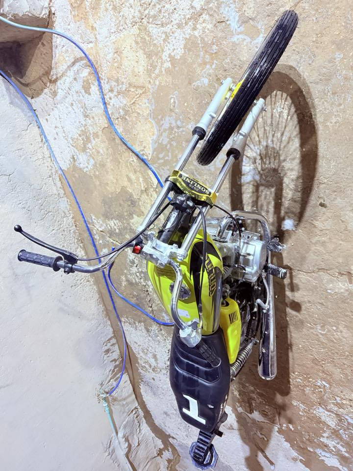 سلام عليكم دراجة رياضيه تعمير  اقل شهرين دراجه تعمير شلامجة بلادي نضيفه وخير من الله اوراق صولي موديل 2019 السعر خاص وتواصل علا ارقم ***********
