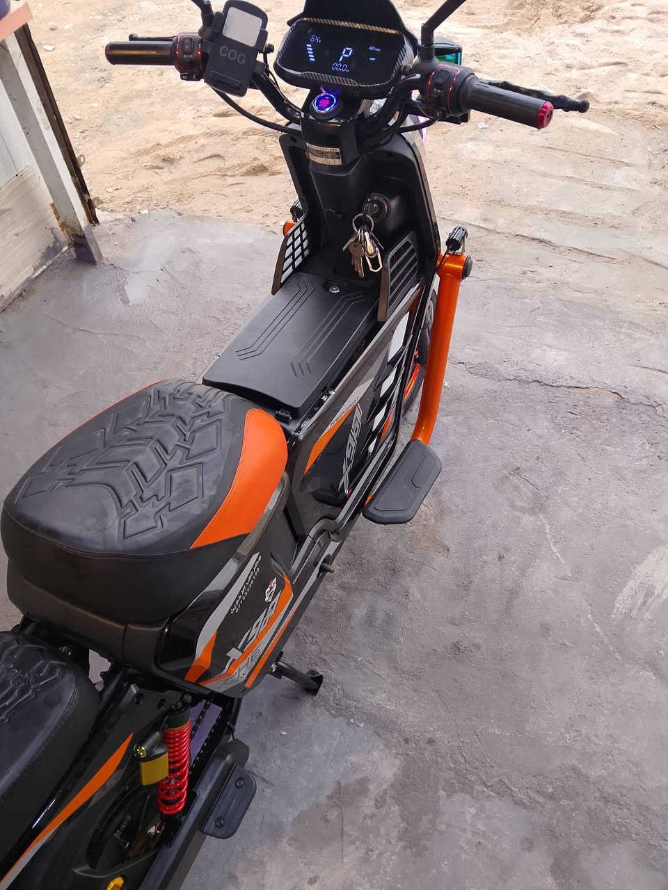 سلام عليكم X900 مديل 2026 صارله اسبوع طالعه من الوكيل بصمه +تشغيل عن بعد هواي مواصفات حلوه و معروفه سعر 550 سبب البيع ضروف شراي اتصل *********** زبير
