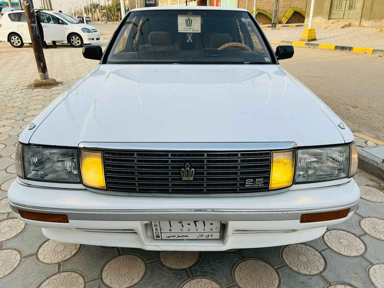 السلام عليكم 
سيدان هارتوب 
موديل 1990
رقم ذي قار 
تحويل مباشر 
مكفوله كفاله عامه صبغ وضربه وكص وتبديل
سياره عله وضع الشركه زيرو
كير مكينه حداديه تبريد كله جيد جداً 
مكاني ذي قار 
***********
