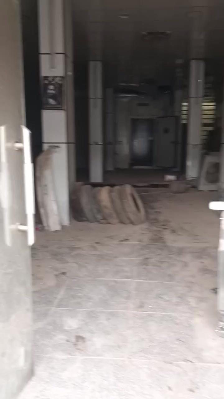 محل للايجار مساحه ٢١٠متر واجها١٠ نزال ٢١ العنوان سوق الشرطه الرابعه للاستفسار***********
