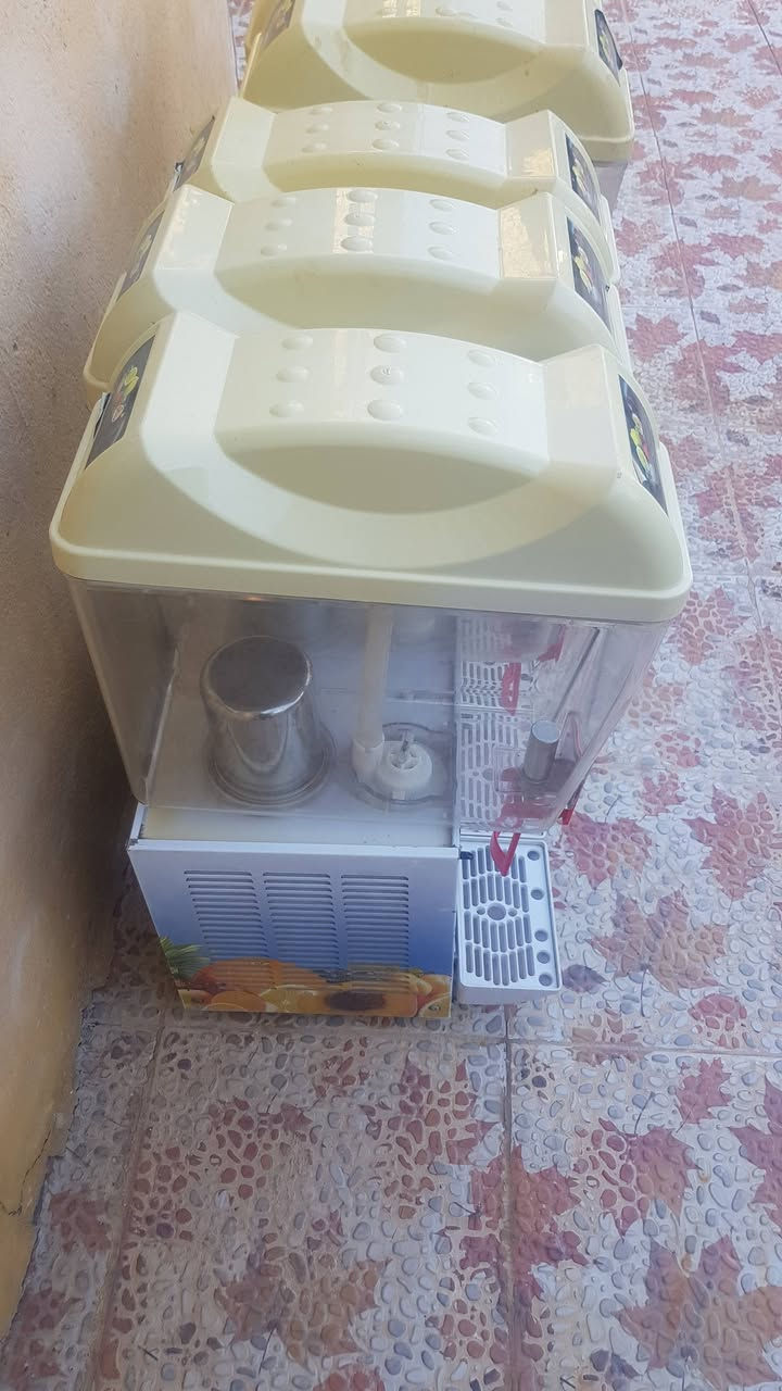 شياشي براد للبيع نظيفات كلش مستعملات قليل الاستفسار المراسله واتساب او الاتصال على ***********
