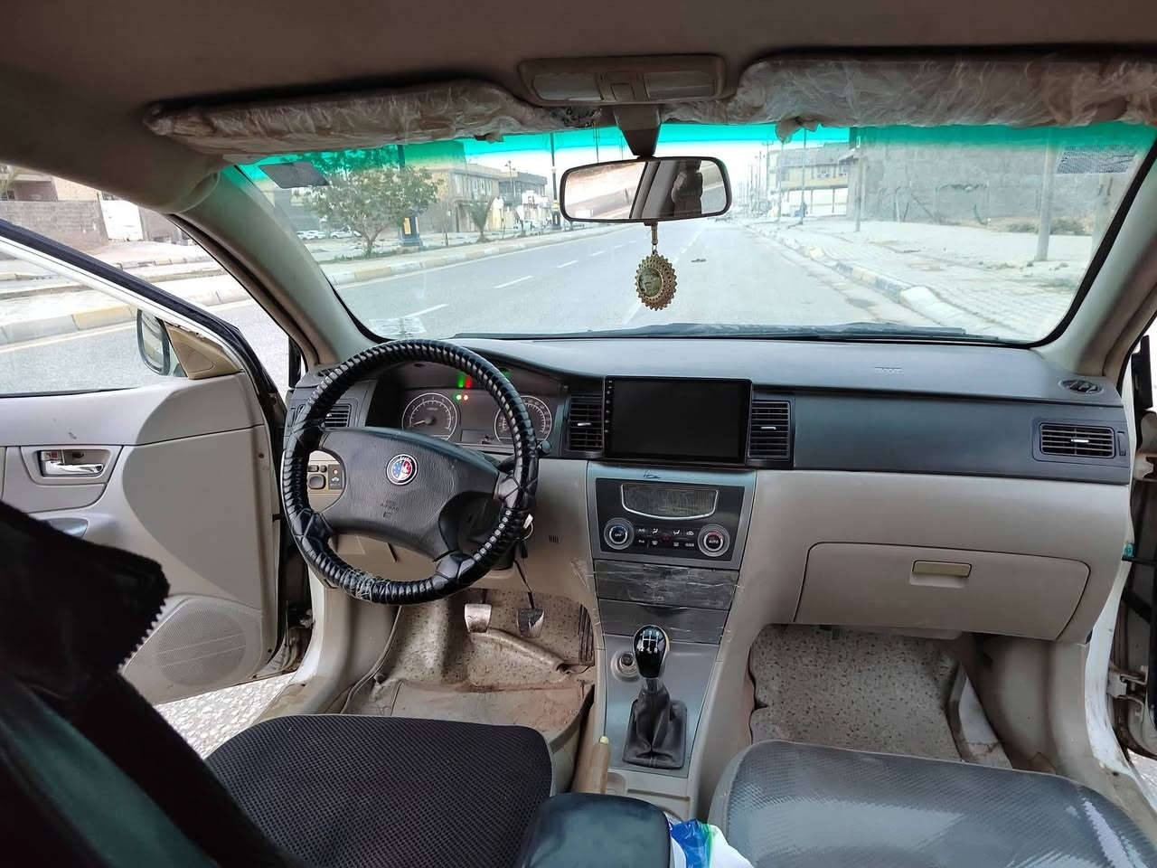 السلام عليكم جيلي موبل 2011 للبيع مكفوله كفاله عامه من الضربه والصبغ عدا الدوس مصبوغات والهلالات الباقي كفاله بدون ضربه كير عادي محرك حديدايه تبريد كله مكفول رقم بابل الدولي بأسمي تحويل مباشر سنويه لحد 2029 مكان السياره كربلاء
***********
السعر 54 وبيهه مجال بسيط
