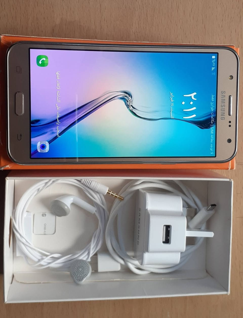 موبايلين كلاكسي جديد J7 و S5 شرط ملحقات ويا للبيع  الي يريد يتصل ***********..

