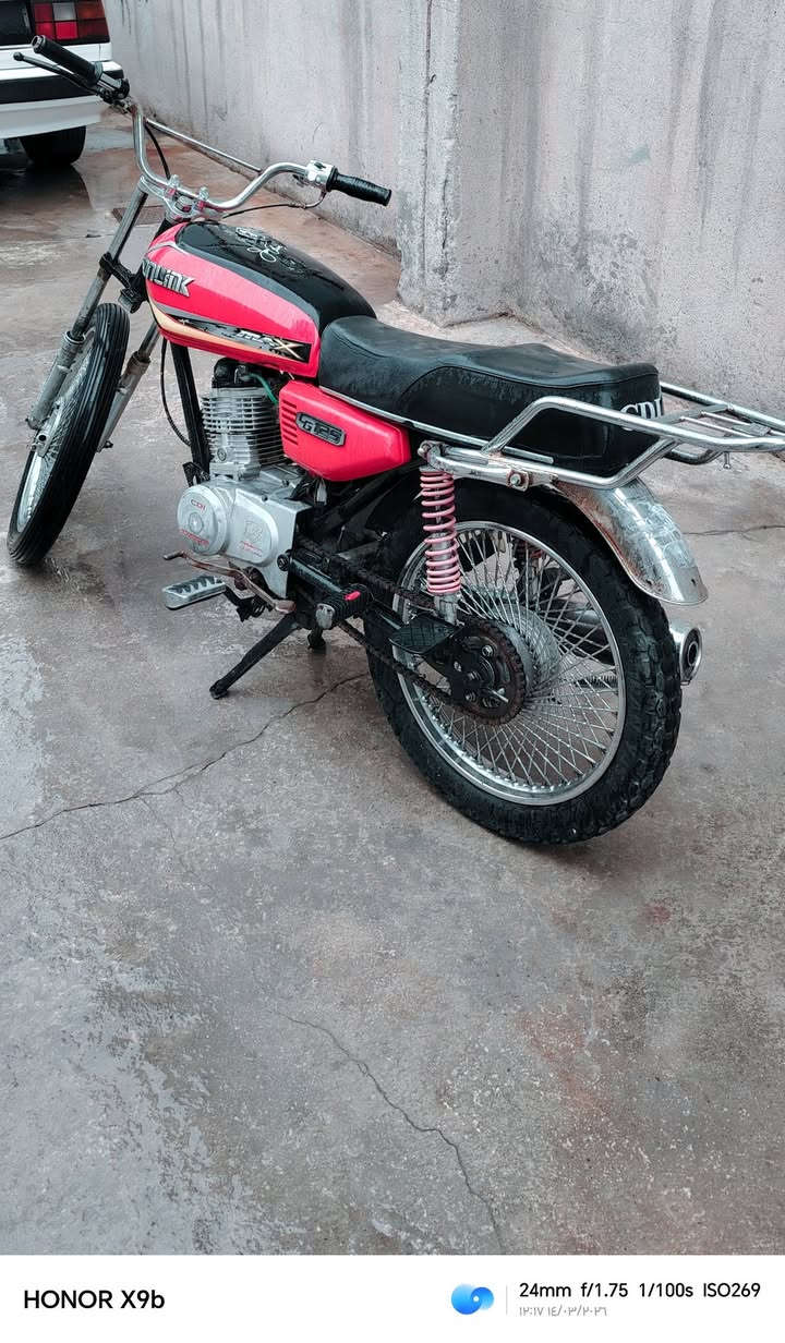 للبيع مطور نظيف / السعر 250 / وبي مجال ***********
