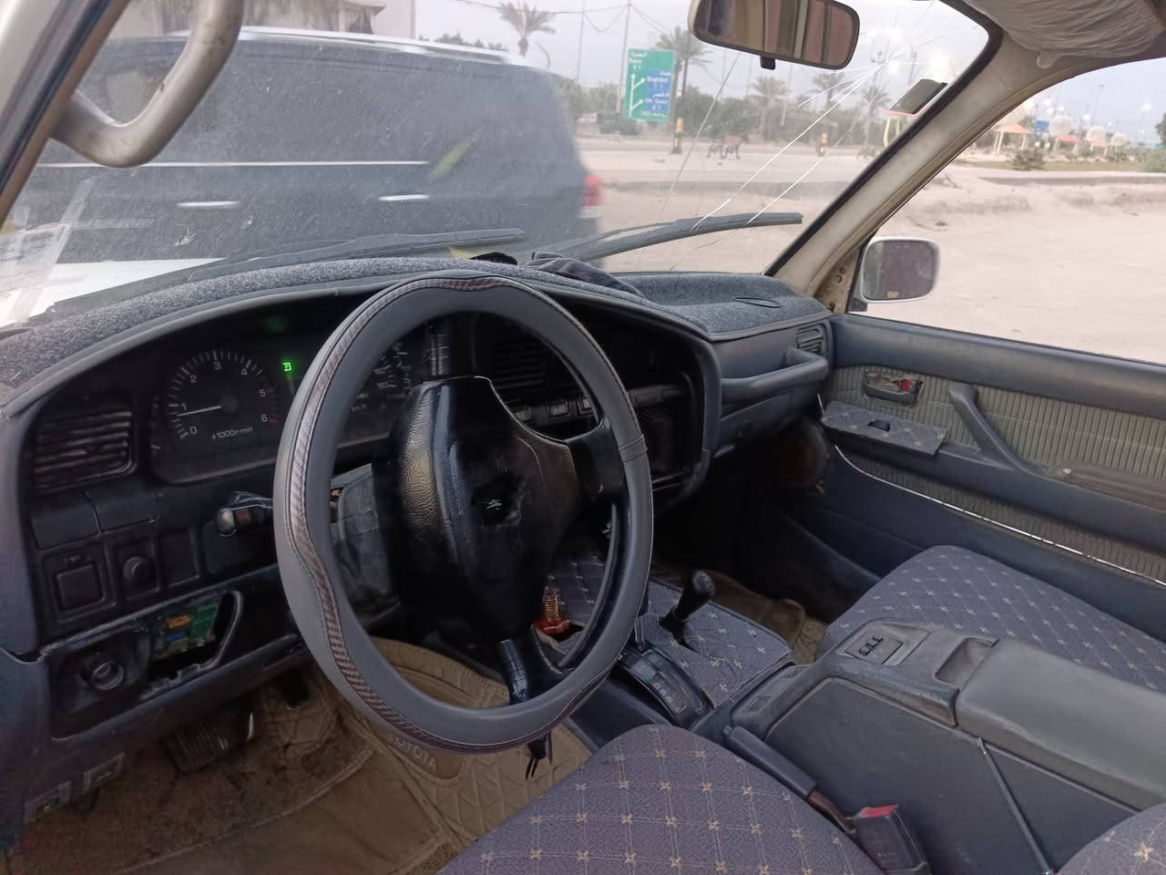 لاندكروز vxr موديل 1991
مكينه گير سليمات
رقم جديد بصره بأسمي تحويل ثاني يوم
تخم تاير جديد
سياره اصوليه 100%
السعر 60 وبيهه مجال للشراي
*********** للاستفسار
