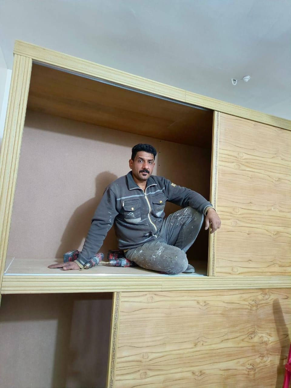 بوفيه سلايت طابقين حسب الطلب والقياس المكان كربلاء العطيشي للتواصل على الخاص *********** يتوفر شد ونقل
