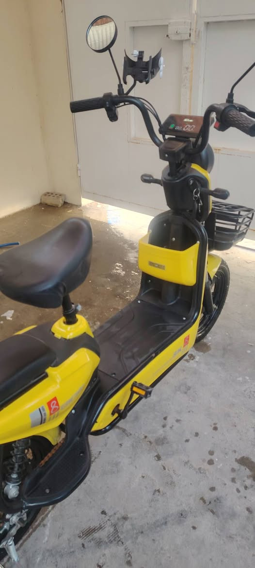 السلام عليكم دراجه شحن حجم 16
5بطاريات

سرعه ٦٠ حقيقي ٤٥

دراجه نضيفه صارلي شهر من ماخذها

كلشي بيها شغال ونضيفه كدامكم

ونضام التشغيل بصمه وسويج وبيها قفل ويل

السعر 300 وبيها مجال موجود ماسنجر مكاني نجف الاشرف


**إذا كنت صاحب هذا الإعلان وتريد حذفه لأي سبب، رجاءا أرسل رسالة إلى الدعم الفني**