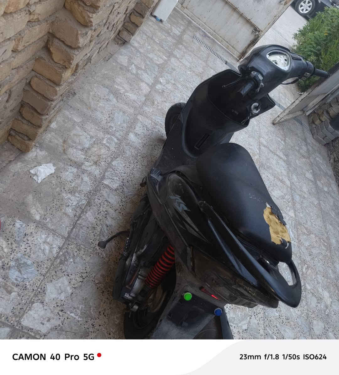 سلام عليكم دراجه ماكس عدله بيهه بس تبخير فقط ما مفتواحه المكينه السعر 450 وبيهه مجال


**إذا كنت صاحب هذا الإعلان وتريد حذفه لأي سبب، رجاءا أرسل رسالة إلى الدعم الفني**