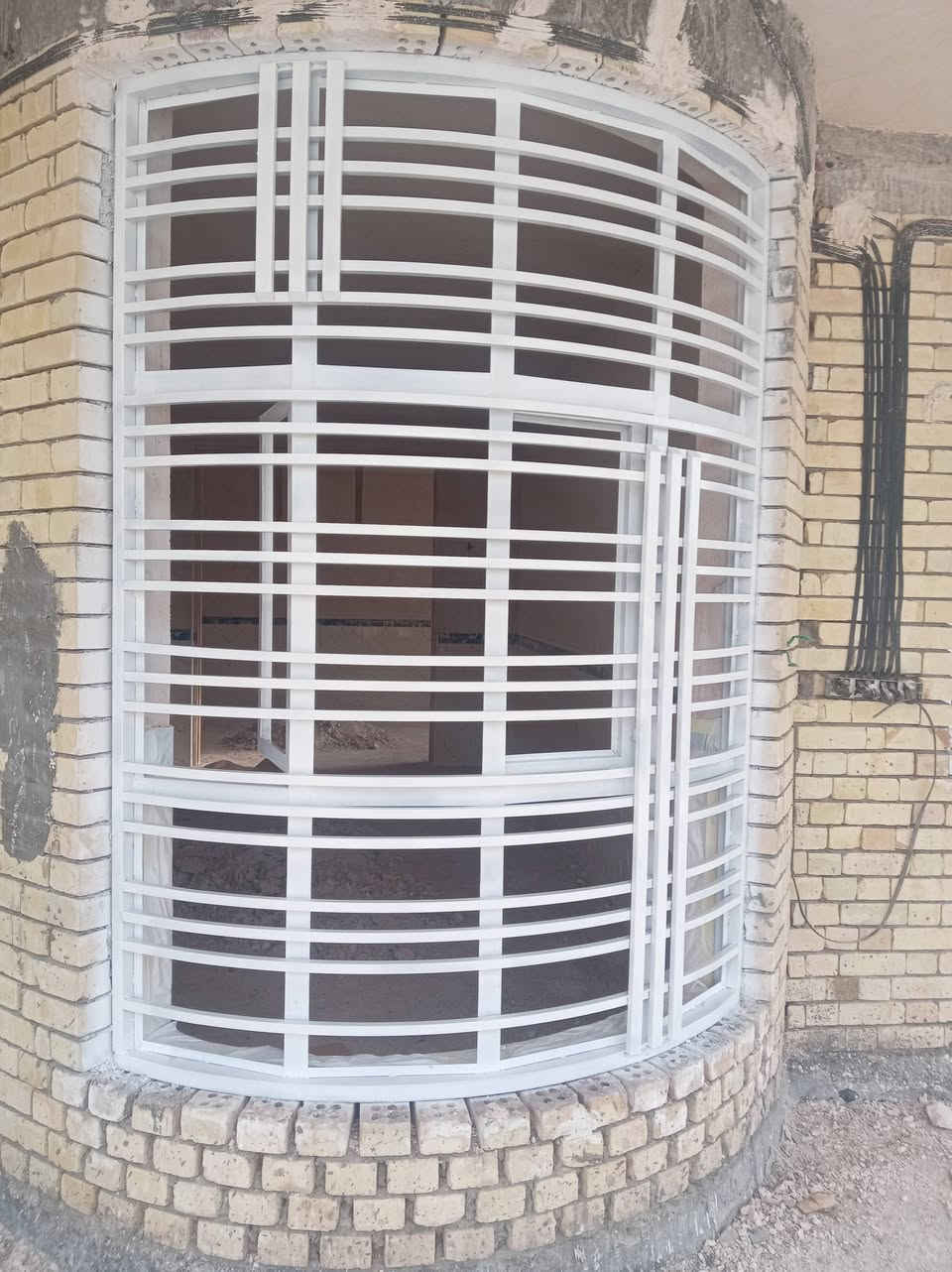 تنضيف وصبغ الشبابيك ابسعار مناسبه الاستفسار ***********
