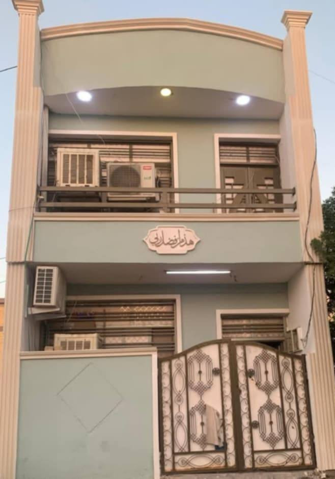 زيدون صباغ شغلي صبغ أنواع الصبغ بيوت بوب شبابيك بنسب السعار واجهيات بيوت ***********لجلي واجهيات حجر مرمر تشميع لبخ داخل خارج البيت

