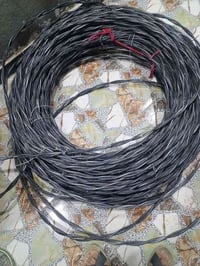 ضفيره كهرباء البيع  الطول 205 متر مال بيت مستعلمة ستعمال قليل  التواصل...