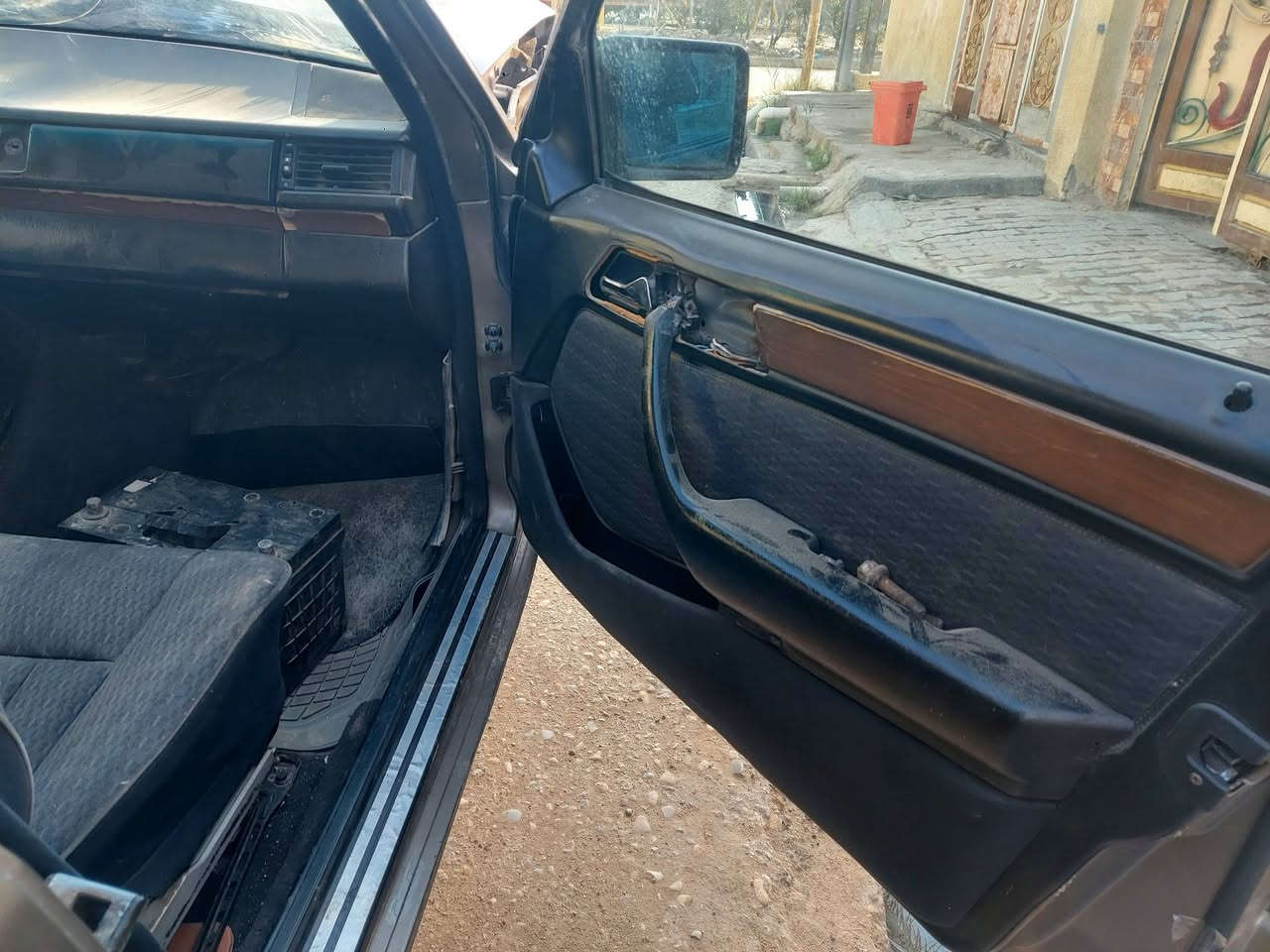 سياره مارسيدس رقم بغداد ألماني 4 جام كهرباء محرك VVT 
مدعومة جاملغ الأيمن
 السعر 29 
***********
***********
