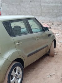 كيا سول • ٢٠١٣ • باب السايق