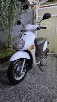 فله للبيع طالعه من حاويه صاله شهر سعر مليون  07800495661