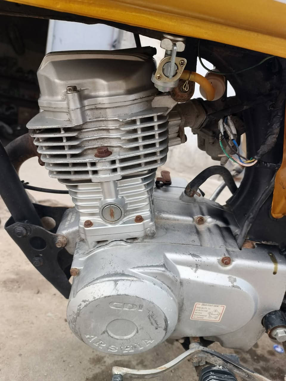 السلام عليكم دراجه للبيع سعر 325 بها مجال***********
